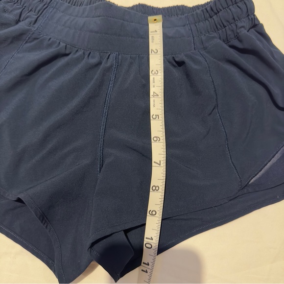 Lululemon Hotty Hot II Low-Rise Lined Short 2.5” Size 8 Reg True Navy Blue NWOT - Picture 13 of 14